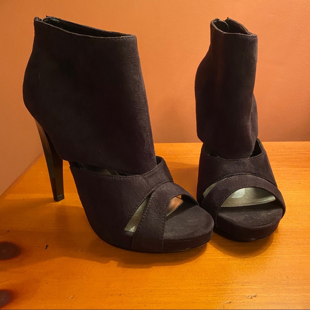 Black Peep-toe Booties